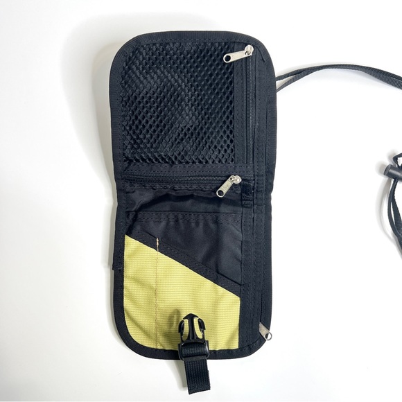 Mountain Equipment Co-Op Travel Crossbody Side Sling Wallet Y2K Gorpcore - Picture 3 of 12